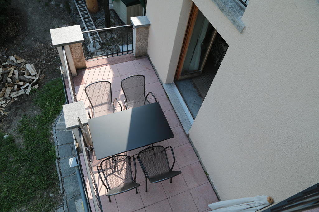 Casa Flora Appartement Verdabbio Kamer foto