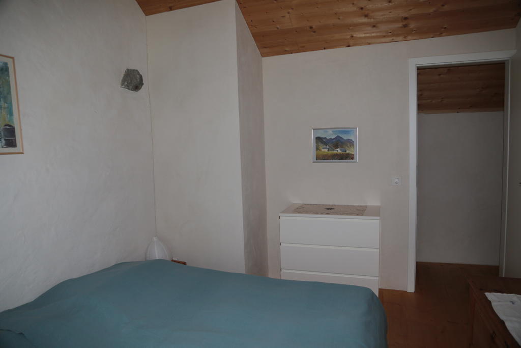 Casa Flora Appartement Verdabbio Kamer foto